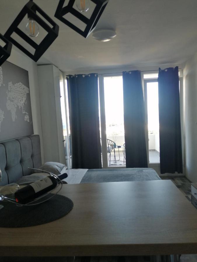 Studio Apartment Lanterna Zadar Exteriör bild