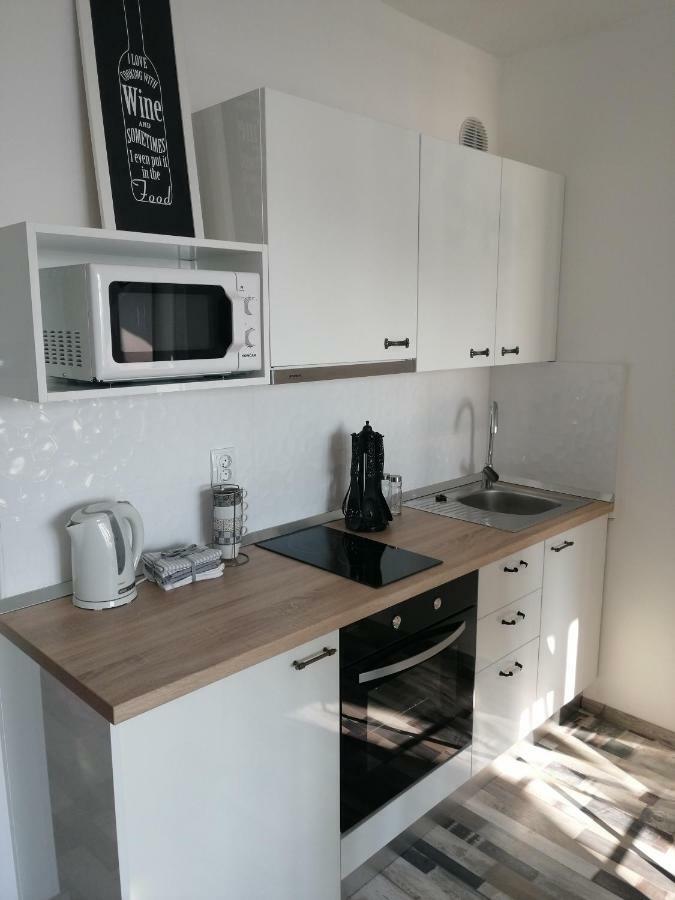 Studio Apartment Lanterna Zadar Exteriör bild